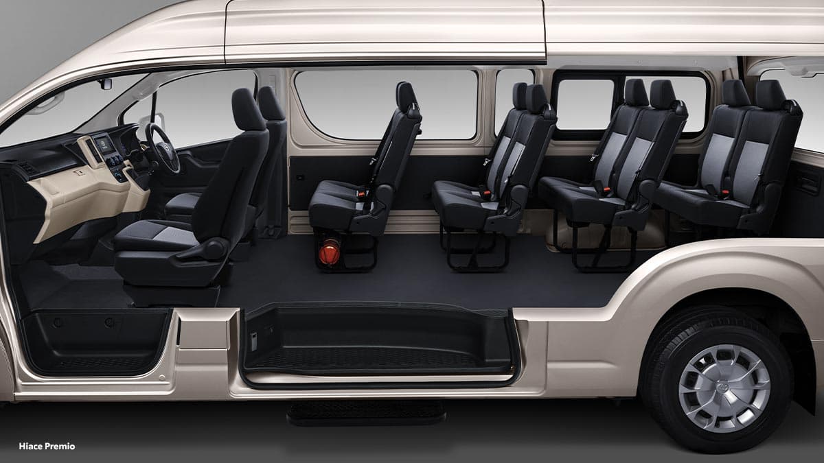 Hiace Premio — photo 3