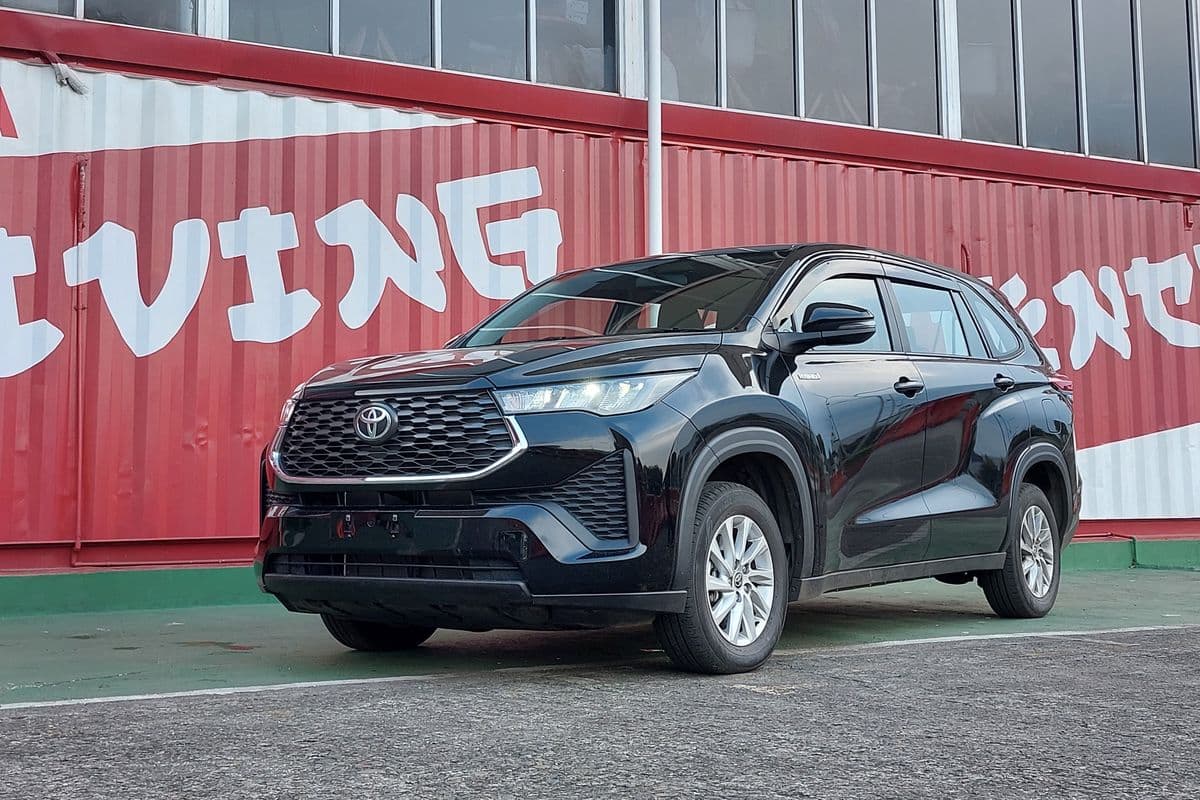 Innova Zenix Q — photo 3